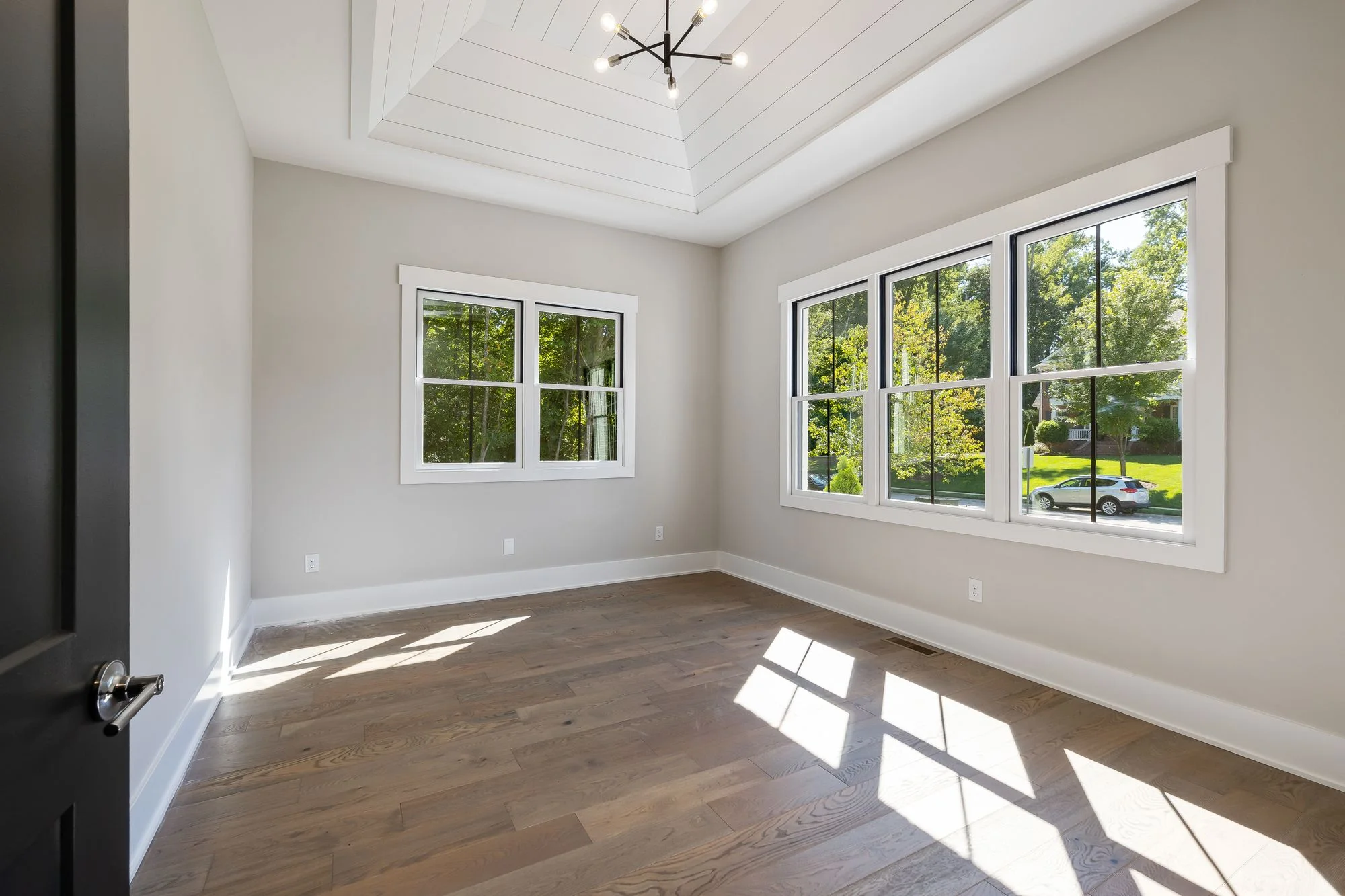 Empty bedroom source photo before virtual staging
